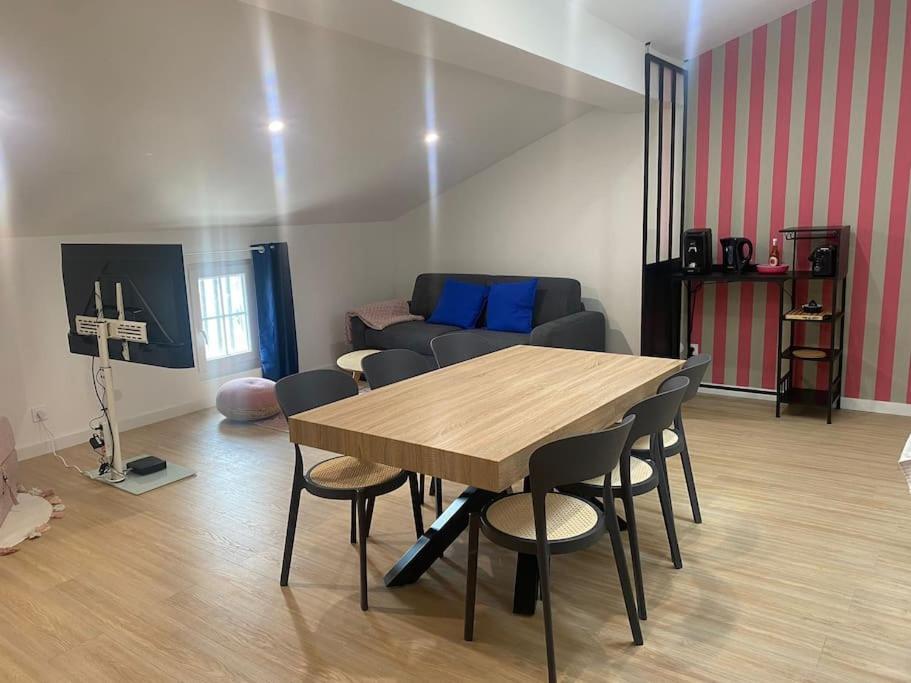 Le Grand Castel Apartment Castelnaudary Exterior photo